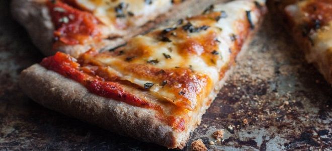 пицца из цельнозерновой муки пицца из цельнозерновой муки