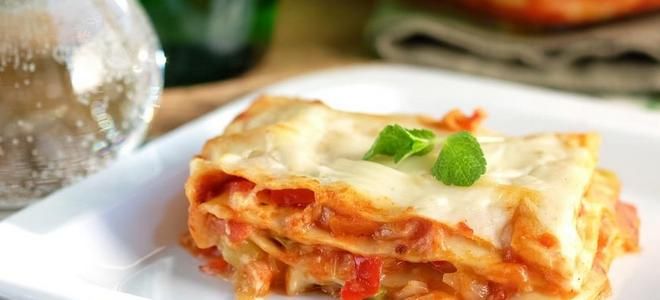 лазанья с креветками и овощами лазанья с креветками и овощами