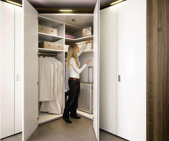 Угловой платяной шкаф Угловой платяной шкаф