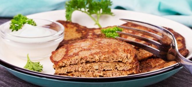 печеночные оладьи с чесноком печеночные оладьи с чесноком