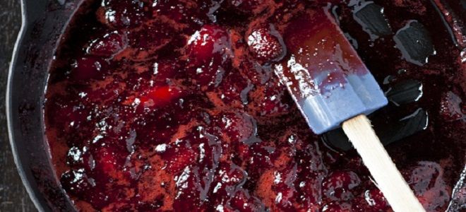 варенье на сковороде из жимолости варенье на сковороде из жимолости