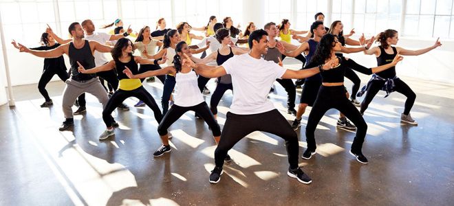 какие направления танцев есть в зумбе какие направления танцев есть в зумбе