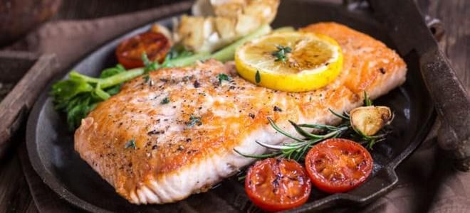 стейк лосося в духовке с лимоном стейк лосося в духовке с лимоном