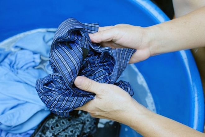 как отстирать рубашку от дезодоранта как отстирать рубашку от дезодоранта