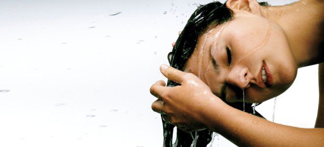 Ополаскивание волос яблочным уксусом Ополаскивание волос яблочным уксусом