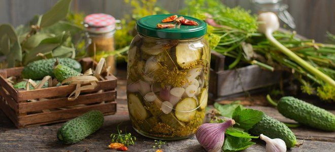 маринованный салат из огурцов на зиму маринованный салат из огурцов на зиму