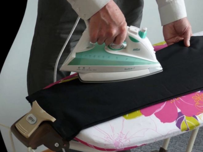 Пятна от утюга на черном Пятна от утюга на черном