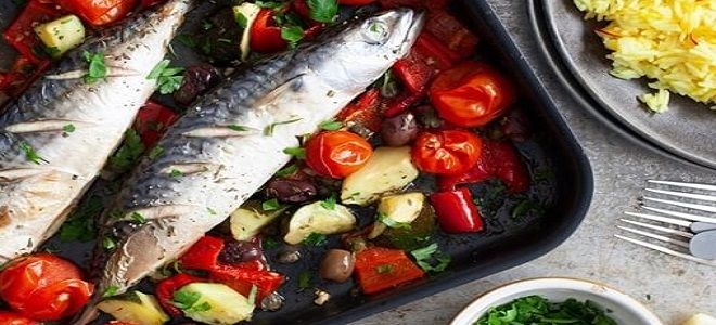 скумбрия запеченная в духовке с овощами скумбрия запеченная в духовке с овощами