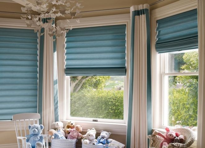 голубые шторы