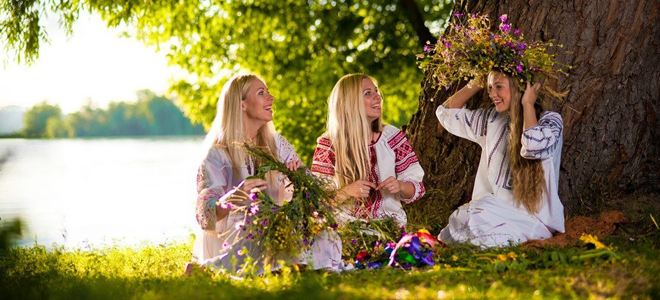 можно ли убираться в духов день