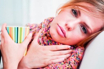 Что необходимо помнить? Тонзиллит у девушки