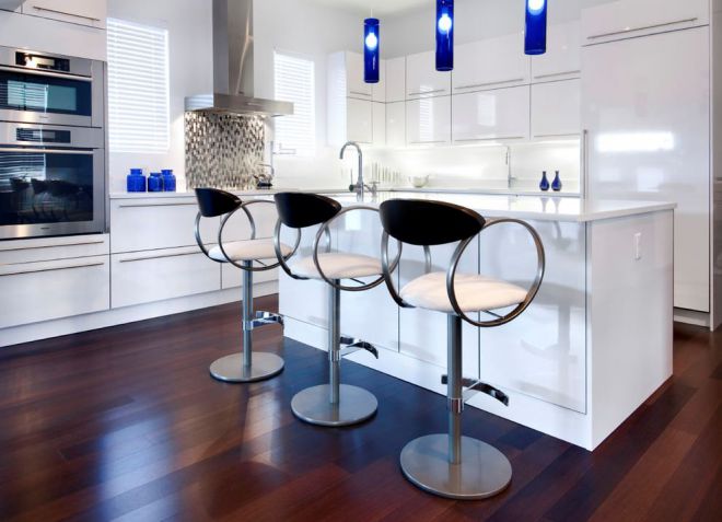 Барный табурет с регулируемой высотой 8