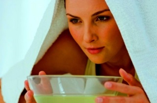 Чесночные ингаляции являются эффективным средством от затяжного кашля Способы лечения кашля чесноком