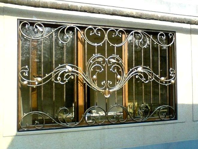 литые решетки на окна литые решетки на окна