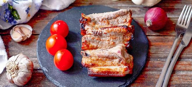 свиные ребра в духовке на решетке свиные ребра в духовке на решетке