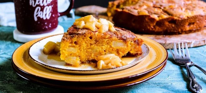 шарлотка с тыквой и яблоками в духовке шарлотка с тыквой и яблоками в духовке