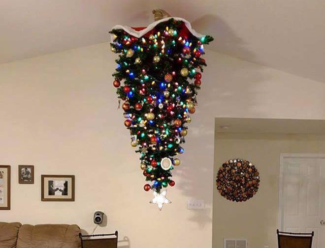 елка на потолке елка на потолке