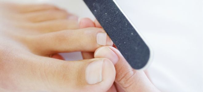 Как делать обрезной педикюр Как делать обрезной педикюр