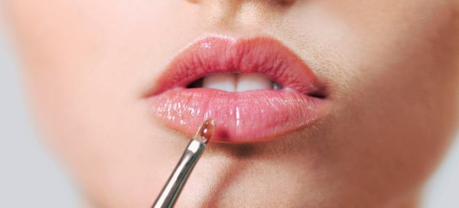 Косметика для увеличения губ Косметика для увеличения губ