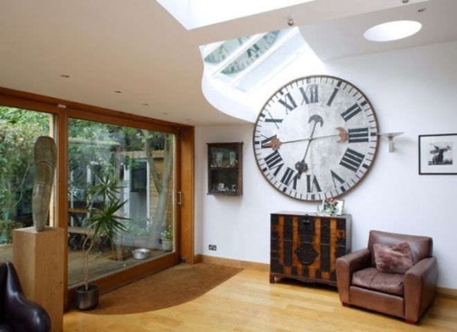 Настенные интерьерные часы