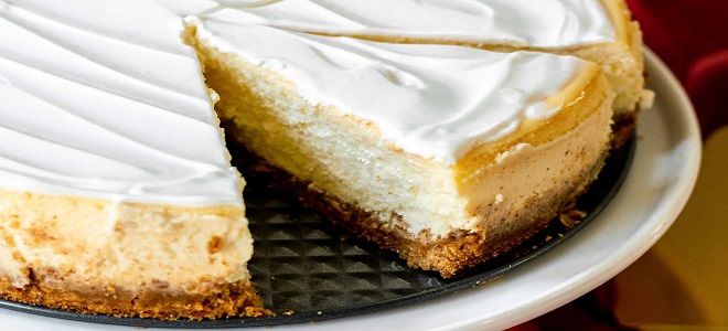 чизкейк с печеньем и творожным сыром чизкейк с печеньем и творожным сыром