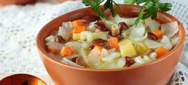 крестьянский постный фасолевый суп крестьянский постный фасолевый суп