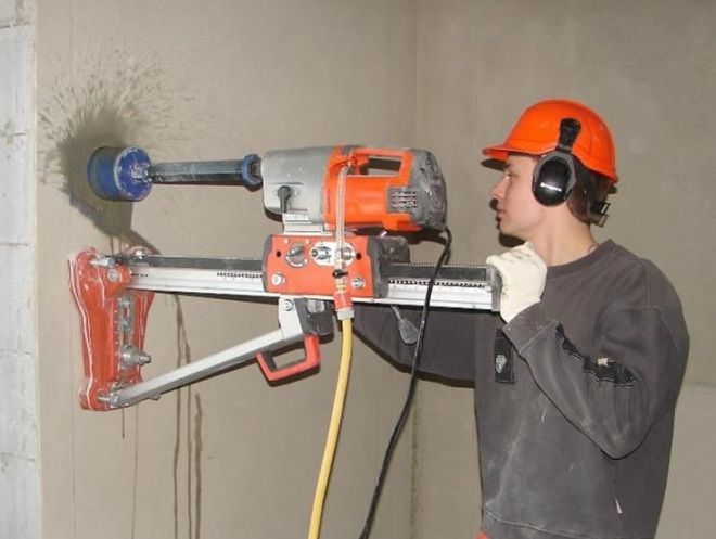 где используется коронка по бетону где используется коронка по бетону