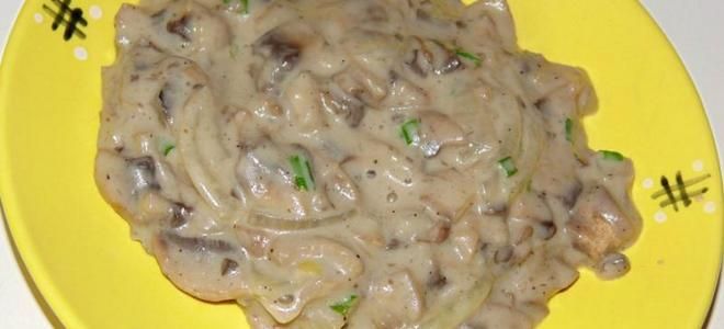 шампиньоны с молоком и луком на сковороде шампиньоны с молоком и луком на сковороде