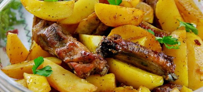 ребра с картошкой в духовке ребра с картошкой в духовке