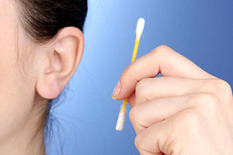 Больше приносят вреда, чем пользы Об ушных палочках