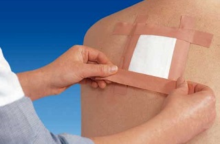 Чтобы остановить кашель пластырь можно установить на спине Перцовый кашель от сухого кашля