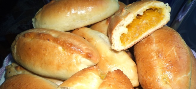 пирожки с тыквой и яблоками