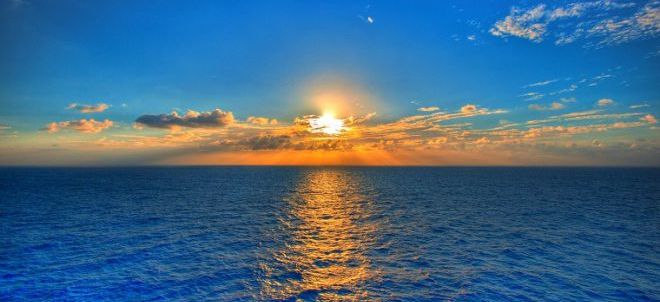 плавать в море во сне