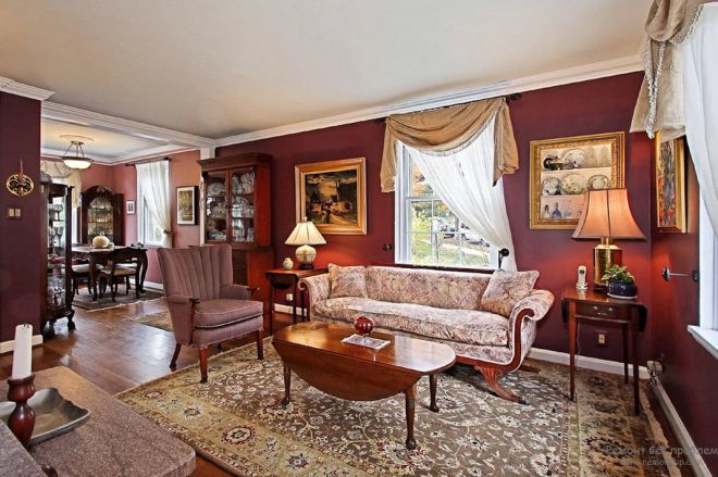 С какими цветами сочетается бордовый в интерьере8